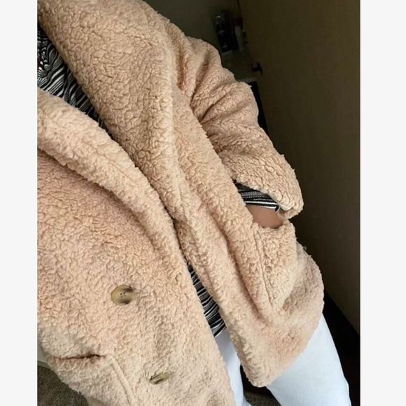 Luxe Solid Teddy Button Pockets Loose Fit Jacket Coat - Picture 7 of 12